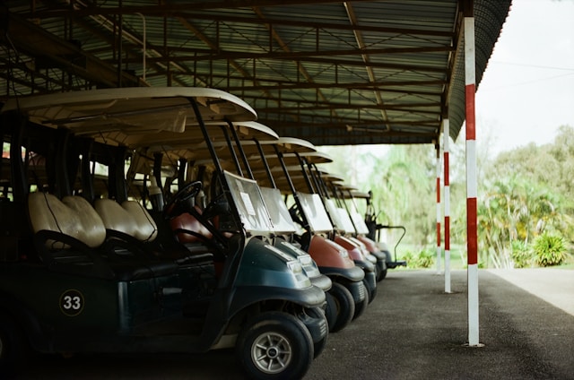 How to Charge Golf Cart Batteries?